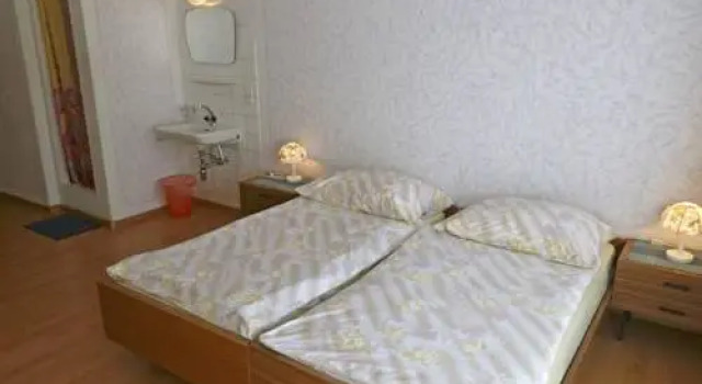 Pension Schönblick, Prenota Affittacamere Hotel a Canton Vallese con parcheggio, Parcheggio