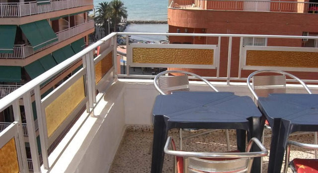 Tipical Spanish Appartment Near the Beach, top Floor
