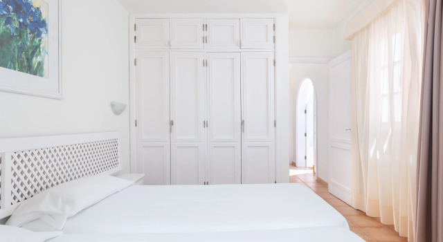 Apartamentos LIVVO Las Gaviotas, Забронировать Апартаменты/квартира Отели Канарских островов с бассейном, Бассейн