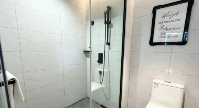 Четырёхместный люкс Standard XANA Hotel