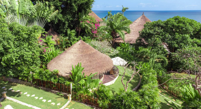 Номер Standard Three-bedroom Villa With Private Pool at La Joya Balangan Resort