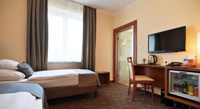 Одноместный номер Standard Hotel Eger & Park