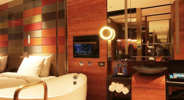 Трёхместный номер Standard с видом на сад H2O HOTEL