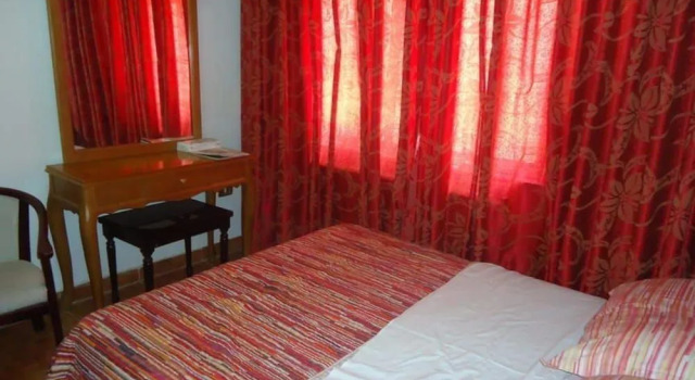 Blue Rose Hotel, Забронировать Отель Амман Провинция Амман, рядом с Al Mukhtar Mall Amman