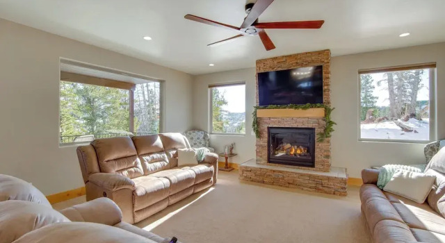 Коттедж 5 Mins to Brian Head Resort: Family Gem w/ Views