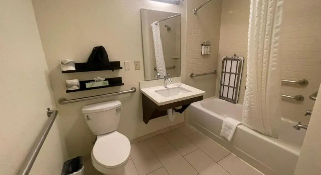Люкс Candlewood Suites Secaucus by IHG
