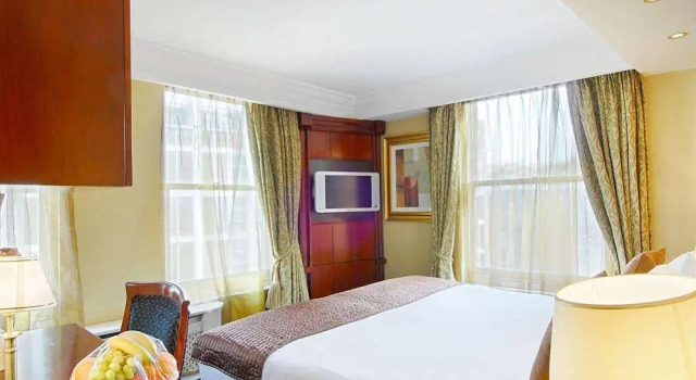 Executive Rooms London Kensington, Varaa Hotelli Hotellit Suur-Lontoo pysäköinnillä, Pysäköinti