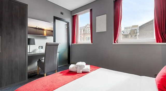 Номер Superior The Bryson Hotel