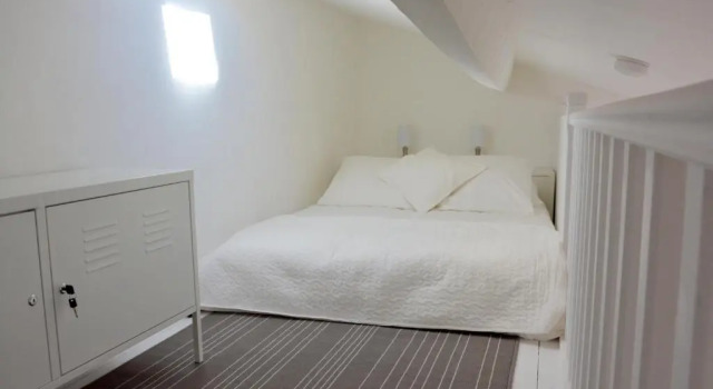 Апартаменты Deluxe Arles Hideaway - Le Duplex des Arènes