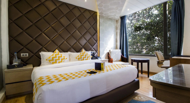 FabHotel V Hotel Hazratganj