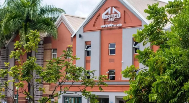 Hotel247