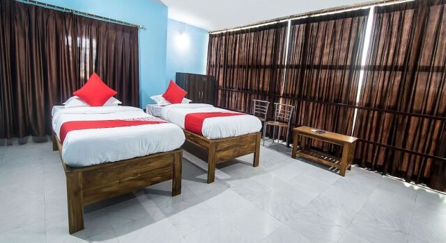 OYO 14737 LG Towers, Book Hotel Hotels in Assam with Breakfast, Breakfasts