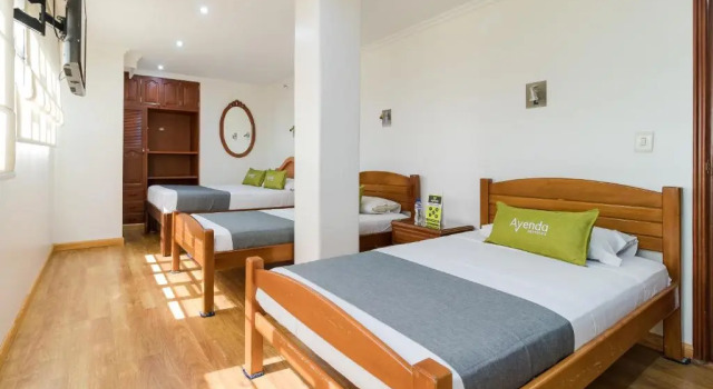 Четырёхместный номер Standard Hotel Fontibon