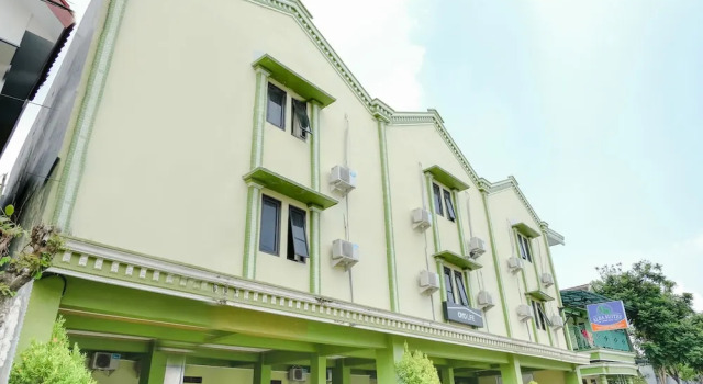OYO Life 2508 Alba Suites Homestay Syariah