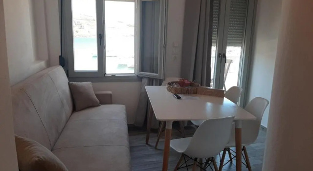 Larerooms 2, Rezervovat Hotel Merichas Kythnos