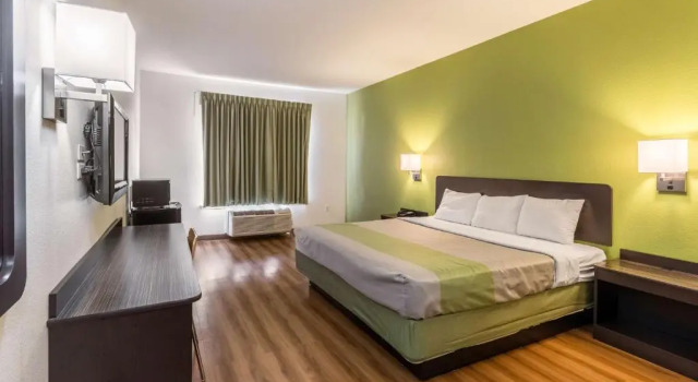 Номер Standard Motel 6-North Richland Hills, TX - Rufe Snow