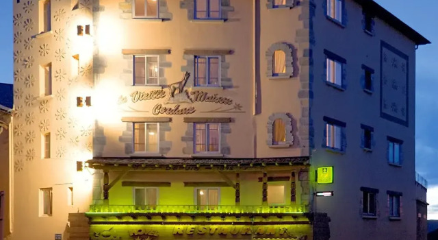 Logis Hotel Restaurant Planes, Забронировать Отель Отели French Cerdagne 3 звезды, 3*