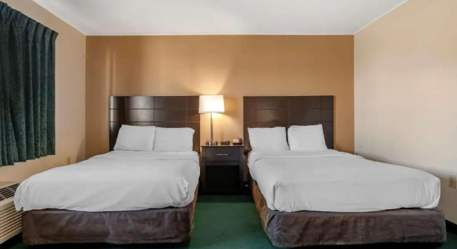 Люкс с 2 комнатами Rodeway Inn & Suites Rehoboth Beach