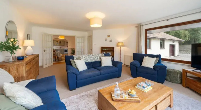Коттедж Hillview Self-catering Holiday Home in the Highlands