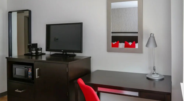 Двухместный номер Classic The University of Georgia Center for Continuing Education & Hotel