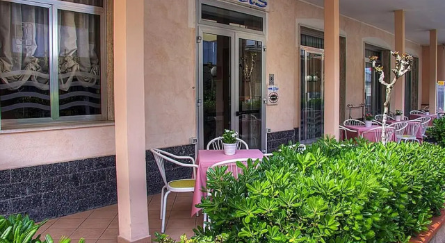 Hotel Villa Iris