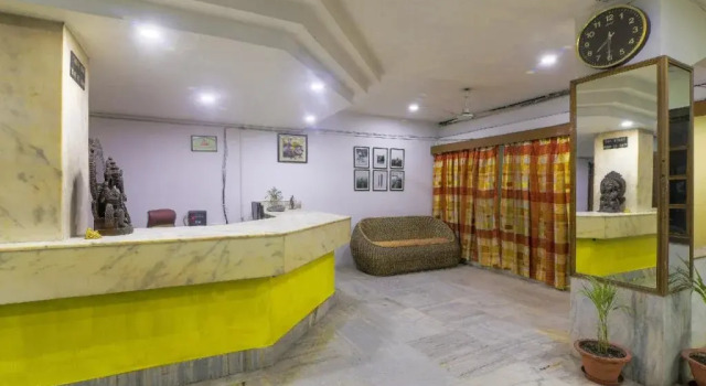 Hotel Abhijat By OYO Rooms, Забронировать Отель Гувахати штат Ассам