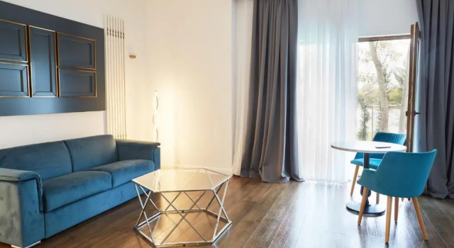 Lebada Luxury Resort & Spa, Rezerwuj Ośrodek wypoczynkowy Crisan 