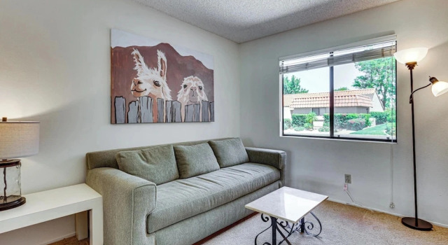 Golfer's Haven! Palm Desert Escape w/ Pool Access, Buchen Sie Ferienhaus Palm Desert Coachella Valley