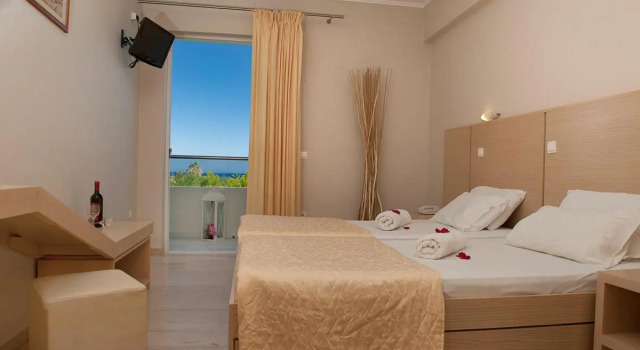 Kalamaki Beach Hotel - Zakynthos Island