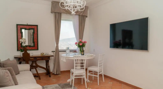 Люкс с видом на горы Villa Palmentiello - Vista Golfo di Napoli & Vesuvio