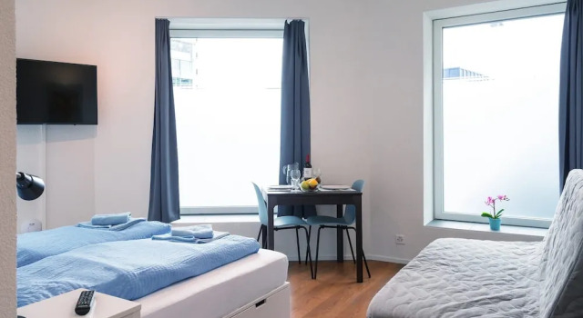ZH Tiger - Altstetten Hitrental Apartment