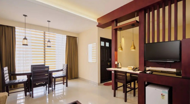 Полулюкс с балконом и с видом на город Thekkady Gavi Suites