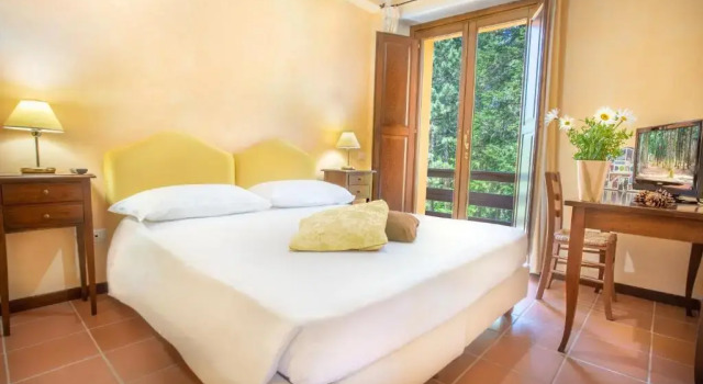 Двухместный номер Comfort с видом на горы Vallicciola Nature Hotel