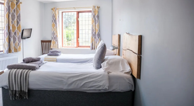 Mullions 51 B&B