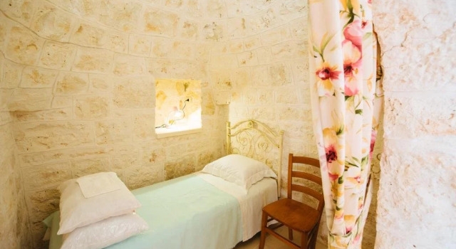 Trullo della Nonna, Забронировать Отель Отели Челье-Мессапика 3 звезды, 3*