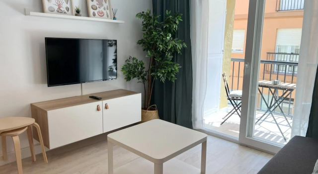 Tarifa Cozy House - Central - Parking - Wifi