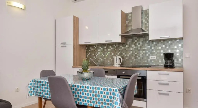 Апартаменты с 2 комнатами с балконом и с видом на море Apartments Villa Luce