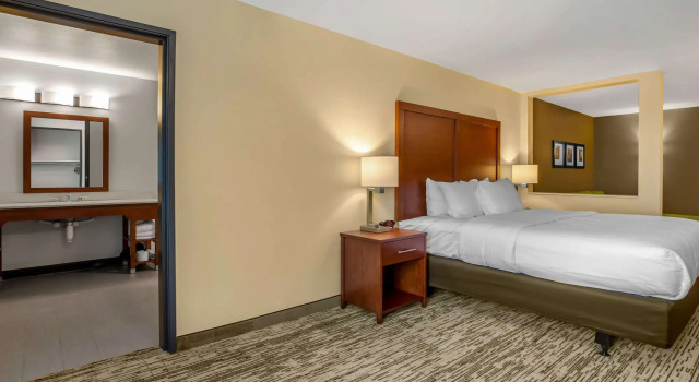 Comfort Inn & Suites Ames near ISU Campus, Reserva ahora Hotel Ames Iowa