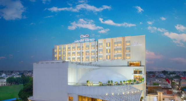 Номер Superior Nirvana Sarovar Portico Gorakhpur