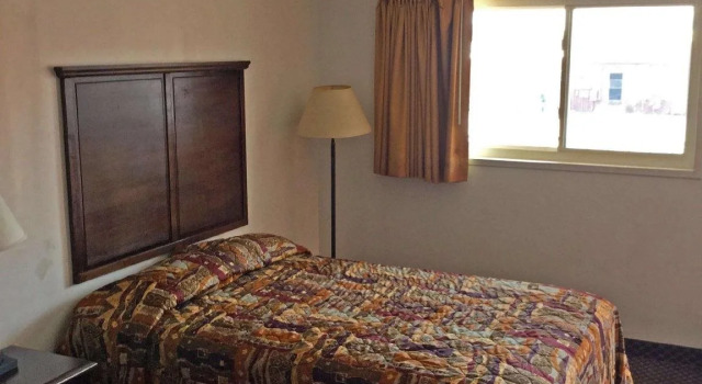 Country Hearth Inns and Suites Delmar, Rezerwuj Hotel Delmar Maryland