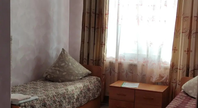 Кровать в общем номере Олимп
