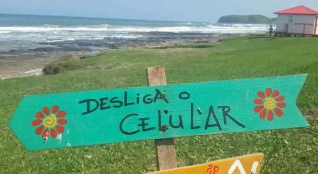 CASA TOP em TORRES-RS - na mais bela praia Gaúcha - Cozinha - Banheiro - Ar condicionado - Smart TV 32 Android Apps Youtube - Netflix - Prime Vídeo e Wi-Fi - Estacionamento - Acomoda até 10 pessoas - Anfitriã Superhost no BnB, Забронировать Отель «постель и завтрак» Торрис Риу-Гранди-ду-Сул, рядом с Lutheranian University of Brazil