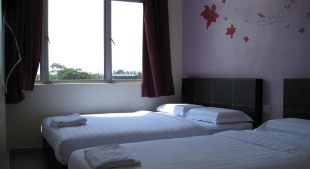 Номер Deluxe Max Inn Hotel