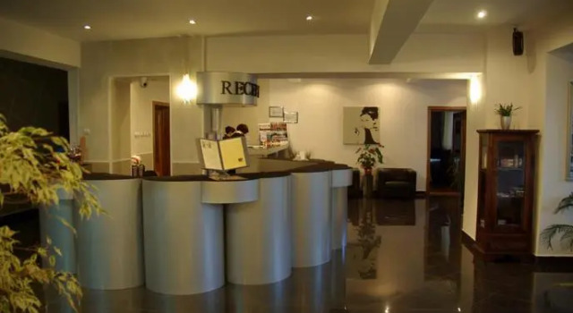 Club G, Đặt Khách sạn Drobeta-Turnu Severin Mehedinti