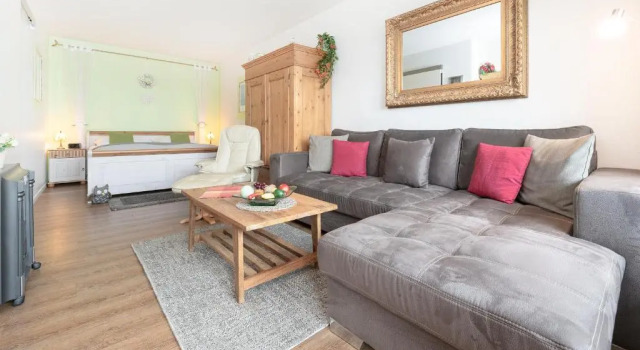 Апартаменты Berolina Wohnung 800