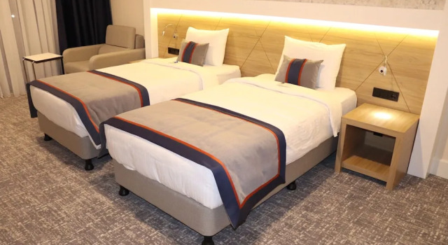 Номер Deluxe с балконом DESOTEL