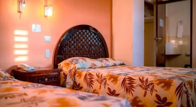 Hotel Los Girasoles