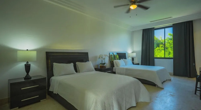 New Lake Front Villa in Golf and Beach Resort, Prenota Resort Punta Cana Repubblica Dominicana