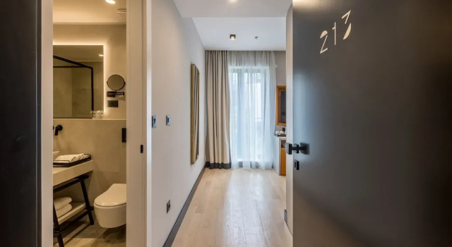 O podwyższonym standardzie pokój Cora Hotel
