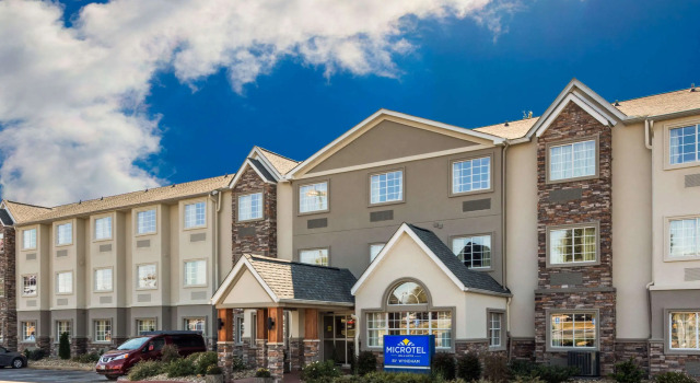 Microtel Inn & Suites by Wyndham Greenville / Woodruff Rd